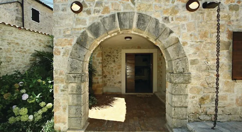 Holiday Home Vizinada 0*,  Croatia