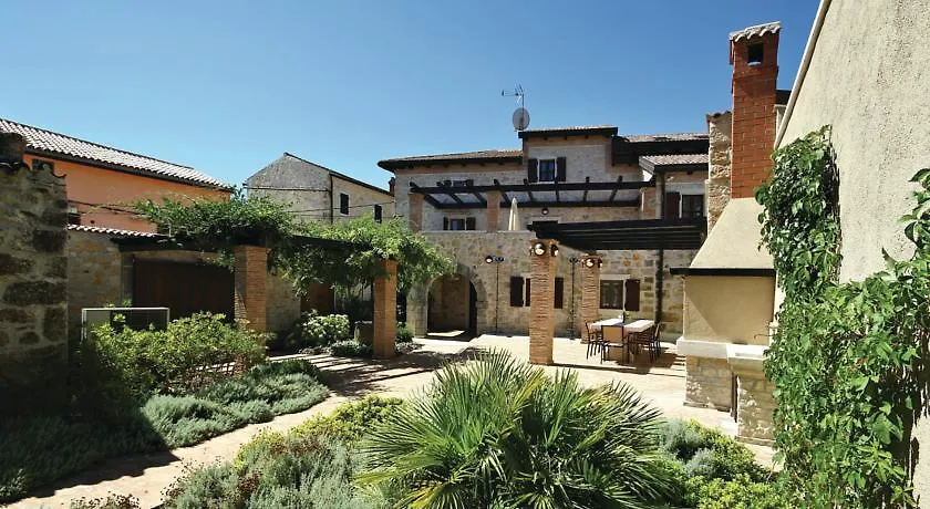 Villa Holiday Home Vizinada