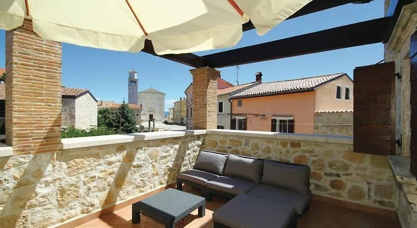 Holiday Home Vizinada Villa