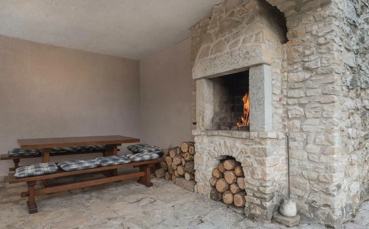 Villa Holiday Home Vizinada Croatia