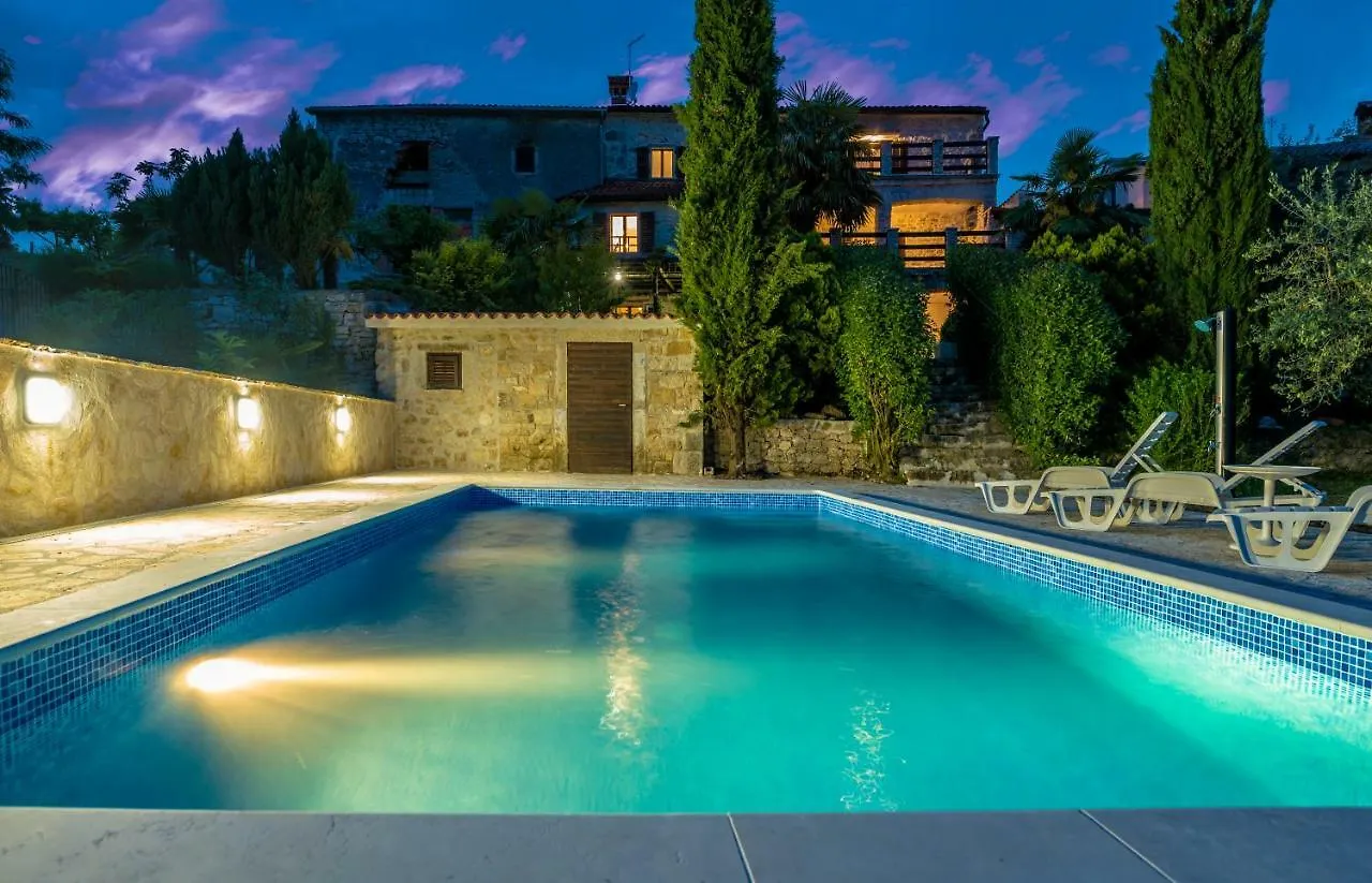 Holiday Home Vizinada 0*,  Croatia