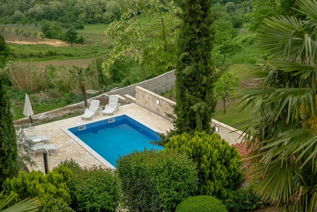 Holiday Home Vizinada Villa