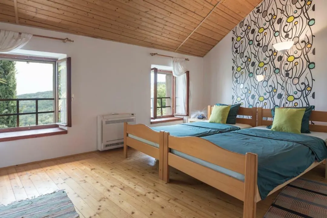 Holiday Home Vizinada 0*,
